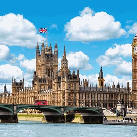 Staylondon - Sleeps 6 With Free Parking - Tourist, Concerts & Matches 外观 照片