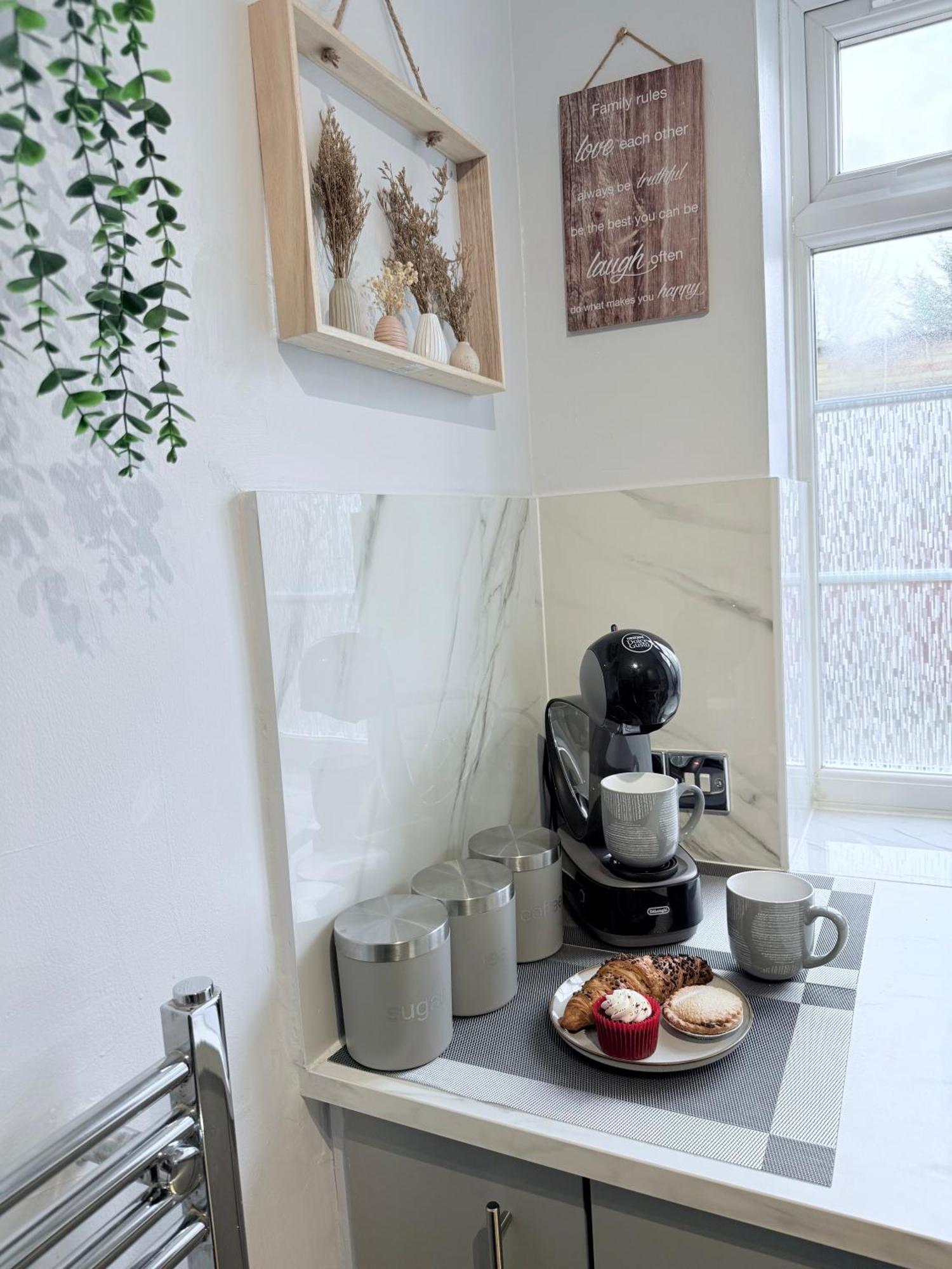 Staylondon - Sleeps 6 With Free Parking - Tourist, Concerts & Matches 外观 照片