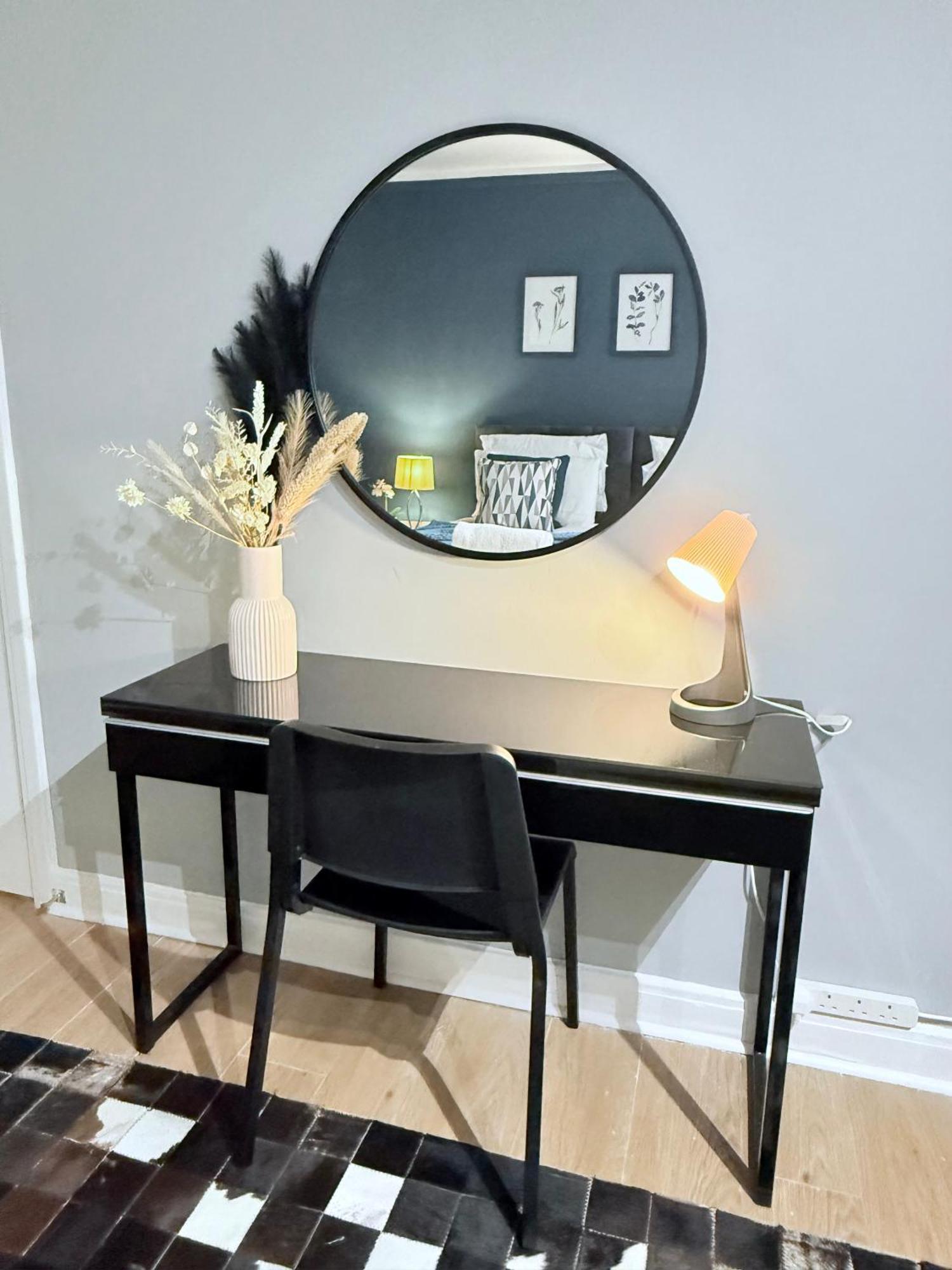 Staylondon - Sleeps 6 With Free Parking - Tourist, Concerts & Matches 外观 照片